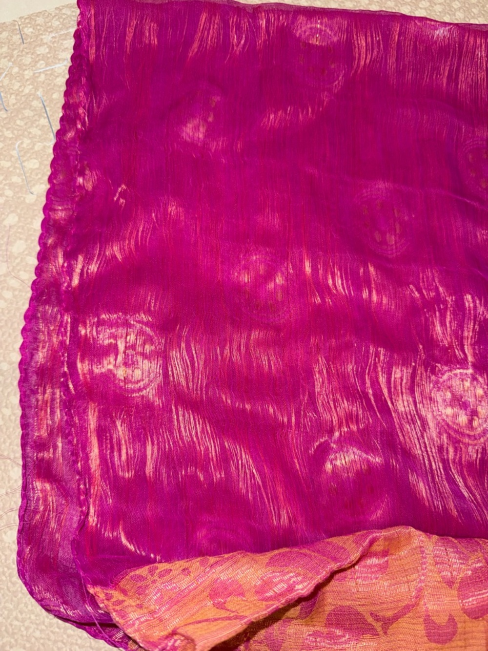 Luxurious Two-Tone Pink & Magenta Women's Scarf - Picture 5 of 6